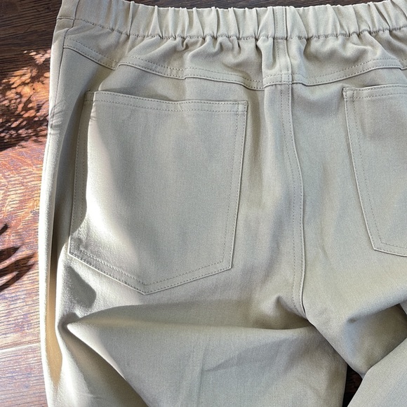 Isaac Mizrahi Live!  Camel colored cropped pants. Excellent condition. - Picture 3 of 7